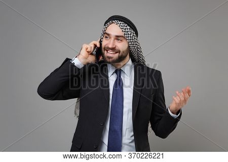 Handsome Bearded Arabian Muslim Businessman In Keffiyeh Kafiya Ring Igal Agal Classic Black Suit Shi