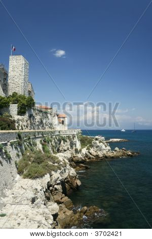 Středomořská Antibes