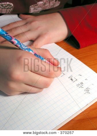 การบ้านนักเรียนมือ