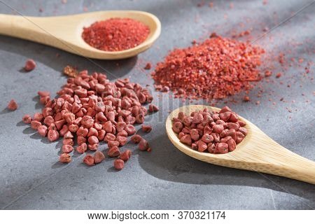 Annatto Seeds And Powder - Bixa Orellana