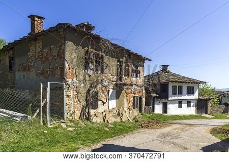 Staro Stefanovo, Bulgaria - April 9, 2014: Old Houses At Historical Village Of Staro Stefanovo, Love