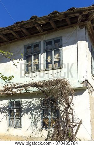 Staro Stefanovo, Bulgaria - April 9, 2014: Old Houses At Historical Village Of Staro Stefanovo, Love