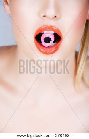 Lèvres orange et rose bonbon