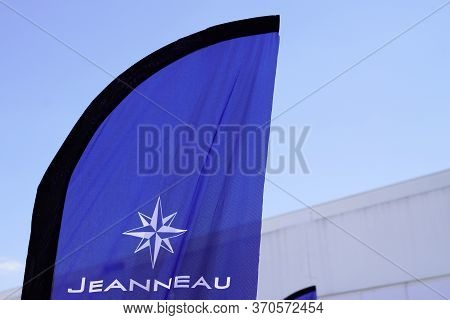 Bordeaux , Aquitaine / France - 06 01 2020 : Jeanneau Boat Sign Logo On Flag For Luxury Yachts Shipy