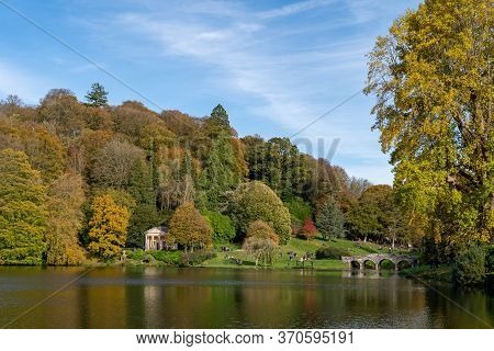 Stourhead House And Gardens