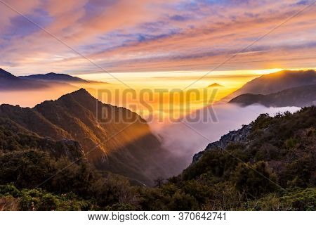 Gorgeous Sunbeam Sunset At Kings Canyon National Park.