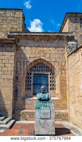 Santo Domingo, Dominican Republic-march 13,2020:bust Statue Of Arzobispo Merino In Front Of Cathedra
