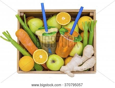 Juice Cups With Space For Logo In The Vegetable Drawer With Fruit Pple, Lemon, Carrot, Celery, Ginge