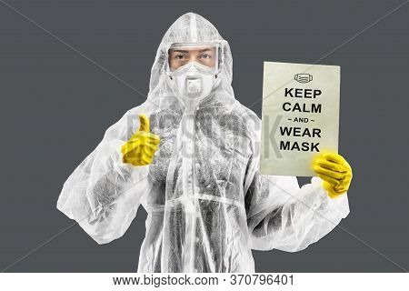 Doctors, Infectionist, Research And Covid19 Concept. Young European Female Doctor Showing 'keep Calm