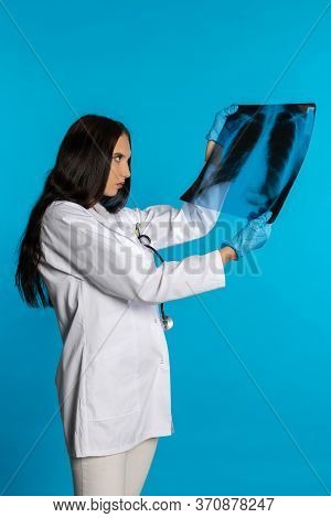 The Pulmonologist Checks The Patients Lungs For Any Disturbing Changes.