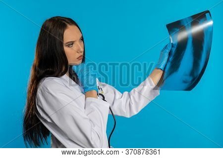 The Pulmonologist Checks The Patients Lungs For Any Disturbing Changes.