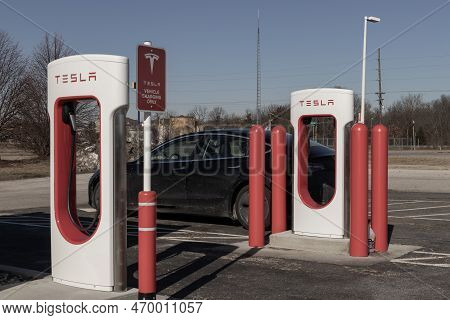Lafayette - Circa February 2023: Tesla Ev Electric Vehicle Charging. Tesla Products Include Electric