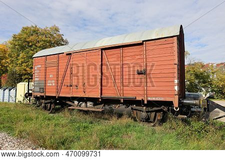 Old Buffer Stop In Weissach Train Station