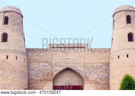 Hisor, Tajikistan - July 31, 2022: Ancient Hisor Fort In Summer Against The Blue Sky.