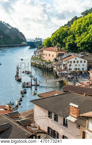 Bahia Pasajes And The Coastal Municipality Of Pasajes San Juan Next To San Sebastian, Gipuzkoa, Spai