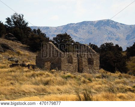 Abandoned Run-down House Building Ruins Brick Stone Walls Of Goldmining Settlement Welshtown Bendigo