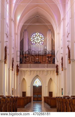 Interier Of The Archcathedral Basilica Of The Holy Family Is A Neo-gothic, Three-nave Church In Czes