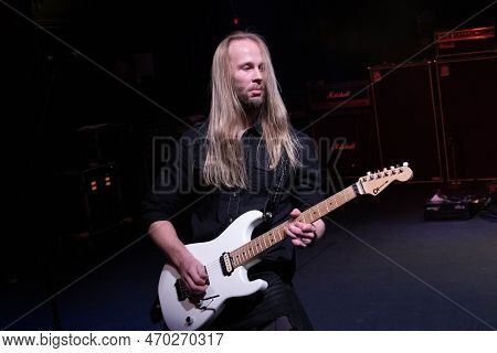 Mt. Clemens, Michigan -usa- January 28, 2023: Xyz Performing At The Emerald Theatre As Special Guest