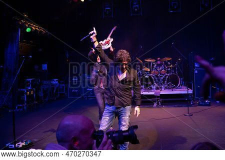 Mt. Clemens, Michigan -usa- January 28, 2023: Xyz Performing At The Emerald Theatre As Special Guest