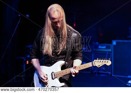 Mt. Clemens, Michigan -usa- January 28, 2023: Xyz Performing At The Emerald Theatre As Special Guest