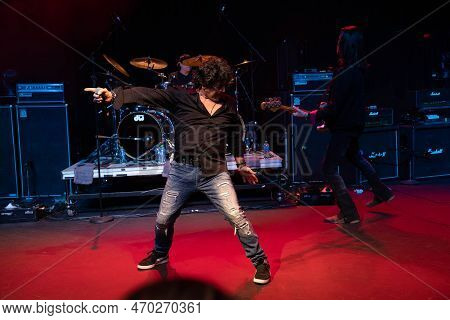 Mt. Clemens, Michigan -usa- January 28, 2023: Xyz Performing At The Emerald Theatre As Special Guest
