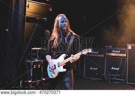 Mt. Clemens, Michigan -usa- January 28, 2023: Xyz Performing At The Emerald Theatre As Special Guest