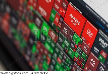 Kyiv, Ukraine - February 08, 2023 Popular Online Stock Screener Home Page Under Magnifying Glass. Si