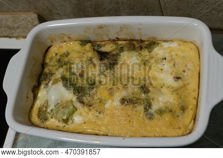 Baked Broccoli With Cheese And Eggs
