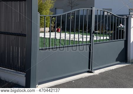 Gate Grey High Retro Metal House Portal Of Vintage New Traditional European Gray Door Entrance House