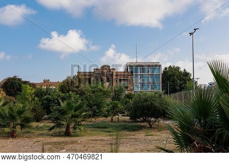 Vegetation And Antique Houses In El Cabanyal, A Neighborhood In The City Of Valencia, Spain.