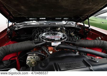 Flint, Michigan -usa- February 10, 2023:  8Th Annual Chrome And Ice Winter Indoor Autoshow At The Do