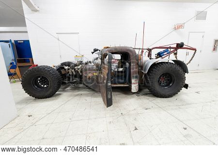 Flint, Michigan -usa- February 10, 2023:  8Th Annual Chrome And Ice Winter Indoor Autoshow At The Do
