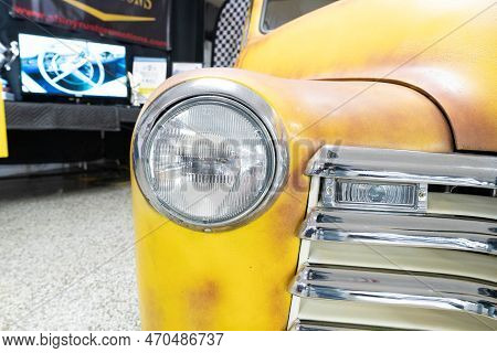 Flint, Michigan -usa- February 10, 2023:  8Th Annual Chrome And Ice Winter Indoor Autoshow At The Do