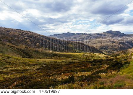 Snowy Mountains View On Cascade Hut Trail In Australia
