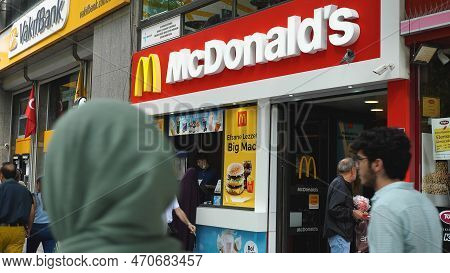 Customer Service Image & Photo (Free Trial) | Bigstock