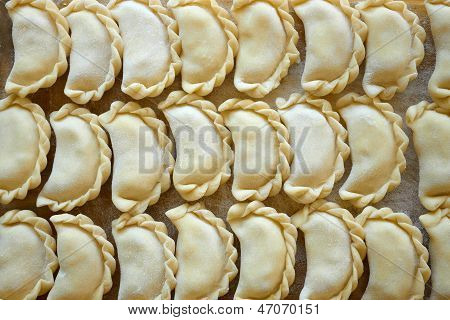 Pierogi na deski kuchenne