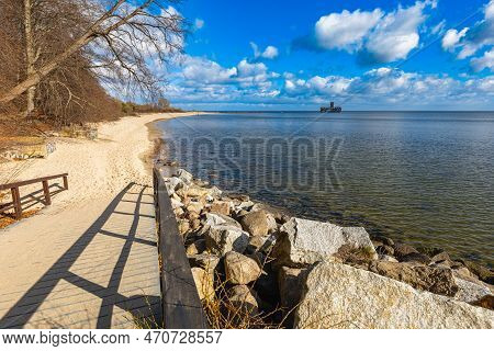 Gdynia, Poland - April 2022: Babie Doly Beach With Old Ruins Of Pier And Ruins Of Torpedo Room On Th