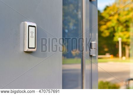 Rfid Reader At Office Entrance For Access By Rfid Key Card, Lock And Key Control System. Rfid Door L