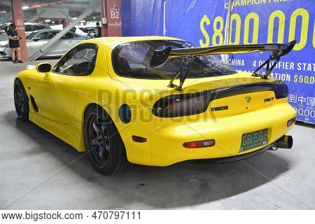 Paranaque, Ph - Nov 19 - Mazda Rx7 At Tastefully Built Car Meet On November 19, 2022 In Paranaque, P