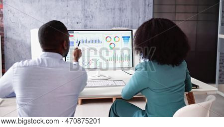 African American Data Analyst Using Data Analytics Kpi Dashboard
