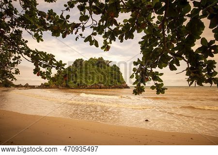 Thailand Prachuap Bang Saphan Bo Thong Lang Bay