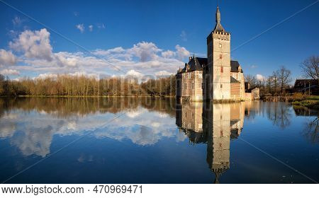 View Of The Historic Castle Horst With A Nice Reflection In The Surrounding Lake