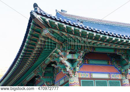 Manoa, Hi - February 3 2023: Korean Building On The Campus Of The University Of Hawaii