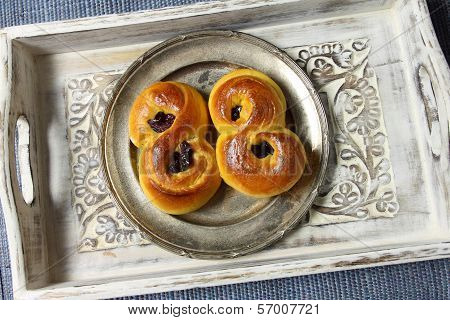 Saffron Buns