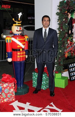 Kal Penn at the 