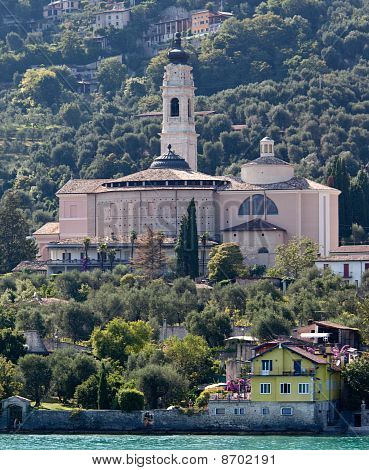 Chiesa di Maderno