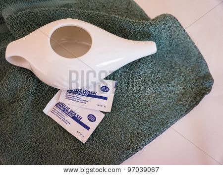 using neti pot for sinus relief