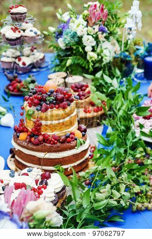 naked wedding cake