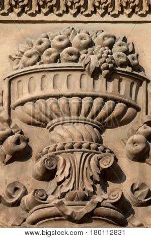 Old architectural symbols on the buildings of the USSR
