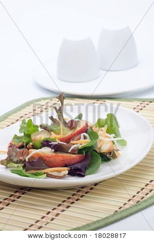 Grillet Apple salat